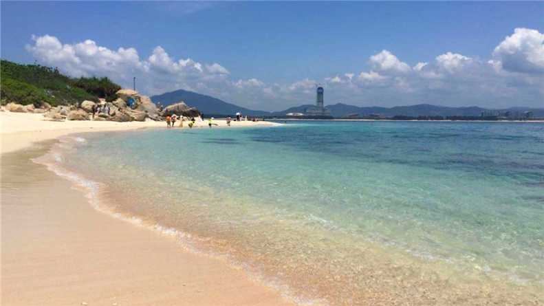 蜈支洲岛